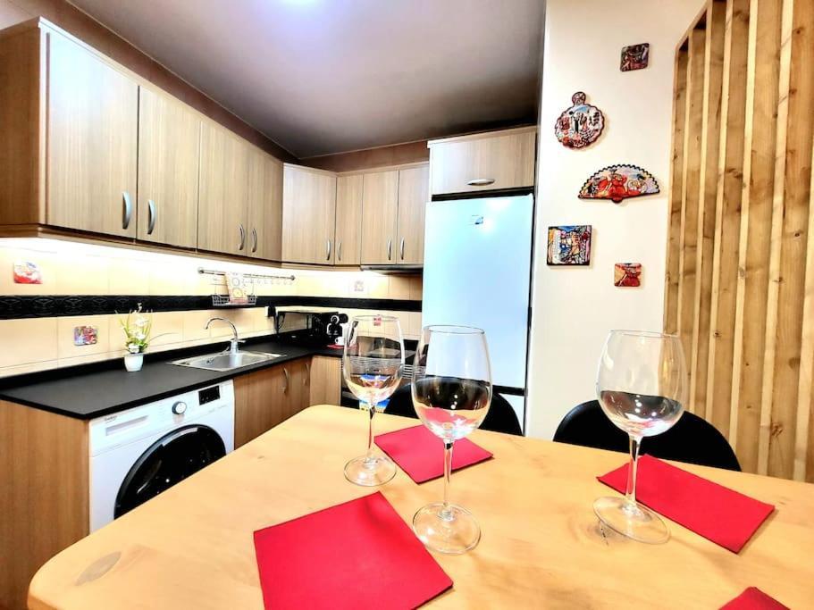 Flamenco, Apartamento Exclusivo De Dos Habitaciones En El Pleno Del Casco Antiguo, Alicante, Playa, Centro Historico, Rambla Eksteriør bilde